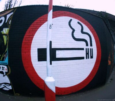 Smoking can make lampposts vanish